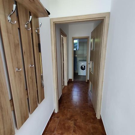 Apartman Pod Lipou - Samostatny Objekt Jaromer Ngoại thất bức ảnh
