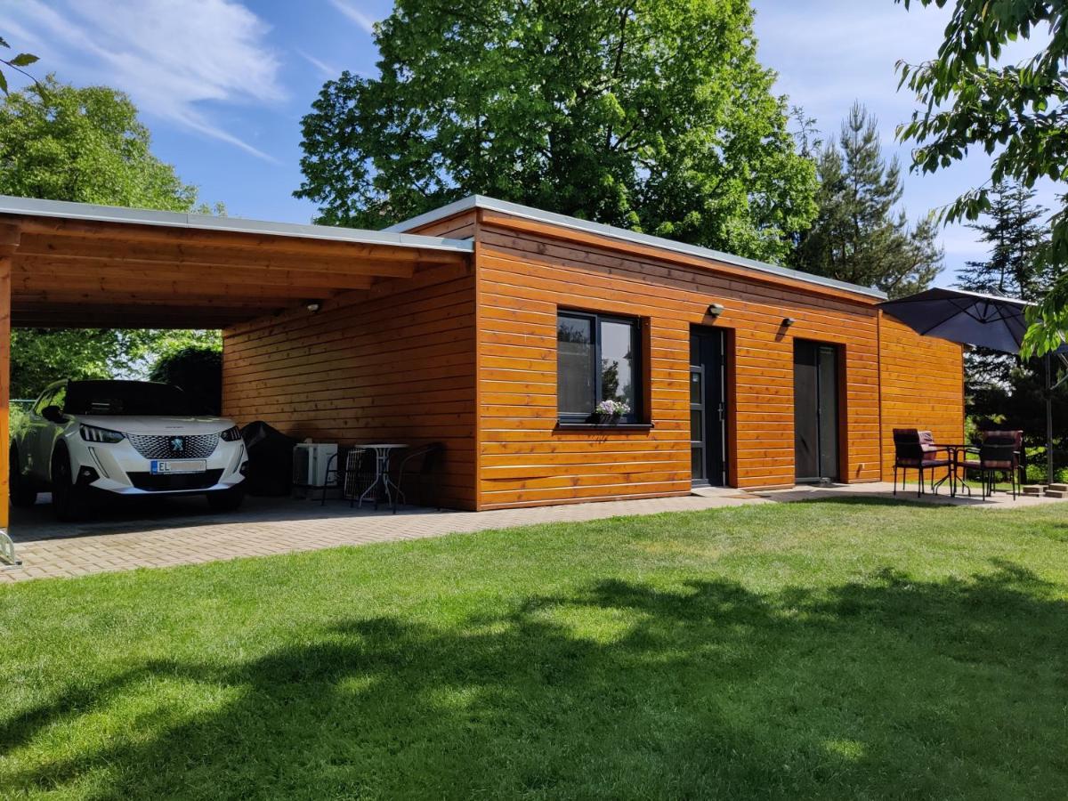 Apartman Pod Lipou - Samostatny Objekt Jaromer Ngoại thất bức ảnh